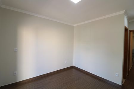 Casa à venda com 145m², 3 quartos e 2 vagasSuíte 3