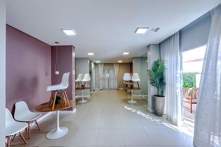 Apartamento para alugar com 34m², 2 quartos e sem vagaÁrea comum - Salão de festas