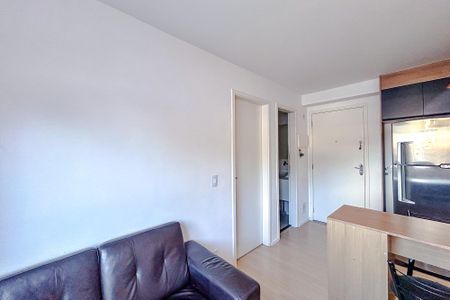 Sala de apartamento para alugar com 2 quartos, 34m² em Chácara Seis de Outubro, São Paulo