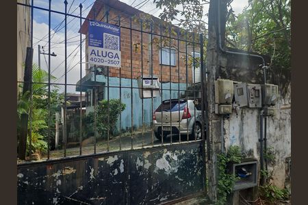 Casa de condomínio para alugar com 70m², 2 quartos e sem vagaplaquinha Instalada 