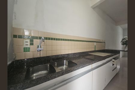 Casa de condomínio para alugar com 70m², 2 quartos e sem vagacozinha 