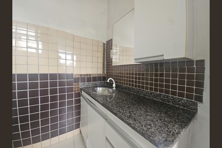 Casa de condomínio para alugar com 70m², 2 quartos e sem vagaBanheiro