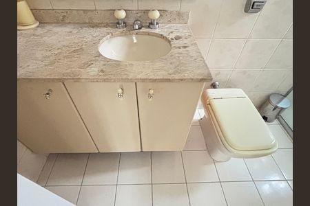 Apartamento para alugar com 112m², 2 quartos e 1 vagaBanheiro da Suíte