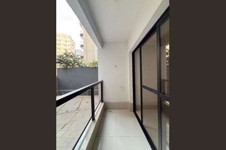Apartamento para alugar com 67m², 2 quartos e 1 vaga Apartamento para alugar com 67m², 2 quartos e 1 vagaVaranda
