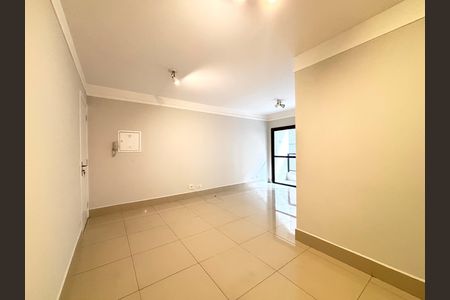 Sala de apartamento para alugar com 2 quartos, 67m² em Vila Olímpia, São Paulo