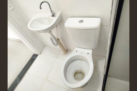 Apartamento para alugar com 40m², 2 quartos e 1 vaga Apartamento para alugar com 40m², 2 quartos e 1 vagaBanheiro