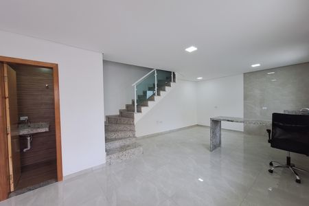 Casa à venda com 2 quartos, 98m² em Parque Oratório, Santo André