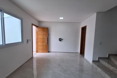 Casa à venda com 98m², 2 quartos e 2 vagas Casa à venda com 98m², 2 quartos e 2 vagasSala