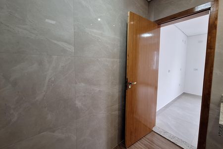 Casa à venda com 98m², 2 quartos e 2 vagas Casa à venda com 98m², 2 quartos e 2 vagasBanheiro da Suíte 1