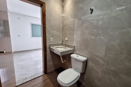 Casa à venda com 98m², 2 quartos e 2 vagas Casa à venda com 98m², 2 quartos e 2 vagasBanheiro da Suíte 1