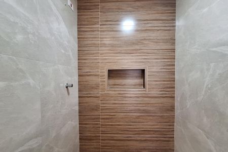 Casa à venda com 98m², 2 quartos e 2 vagas Casa à venda com 98m², 2 quartos e 2 vagasBanheiro da Suíte 1