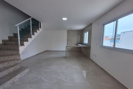 Casa à venda com 98m², 2 quartos e 2 vagas Casa à venda com 98m², 2 quartos e 2 vagasSala