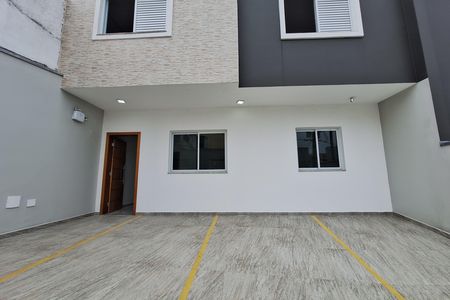 Casa à venda com 98m², 2 quartos e 2 vagas Casa à venda com 98m², 2 quartos e 2 vagasGaragem