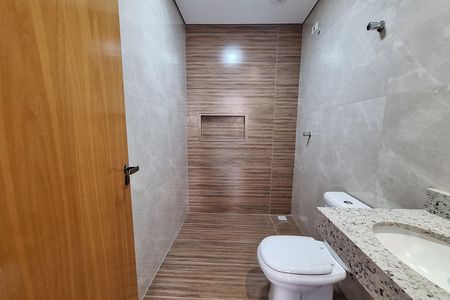 Casa à venda com 98m², 2 quartos e 2 vagas Casa à venda com 98m², 2 quartos e 2 vagasBanheiro da Suíte 2