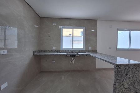 Casa à venda com 98m², 2 quartos e 2 vagas Casa à venda com 98m², 2 quartos e 2 vagasCozinha