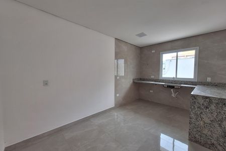 Casa à venda com 98m², 2 quartos e 2 vagas Casa à venda com 98m², 2 quartos e 2 vagasCozinha
