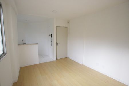 Sala de apartamento para alugar com 3 quartos, 58m² em Freguesia (jacarepaguá), Rio de Janeiro