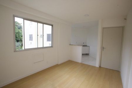 Sala de apartamento para alugar com 3 quartos, 58m² em Freguesia (jacarepaguá), Rio de Janeiro