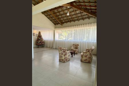 Casa de condomínio para alugar com 300m², 5 quartos e 3 vagasSala de Jantar