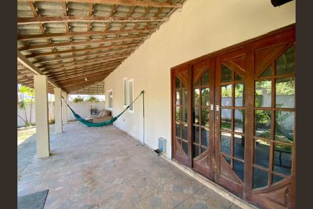 Casa de condomínio para alugar com 300m², 5 quartos e 3 vagasÁrea Externa