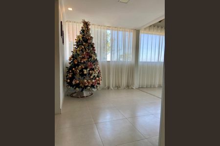 Casa de condomínio para alugar com 300m², 5 quartos e 3 vagasSala