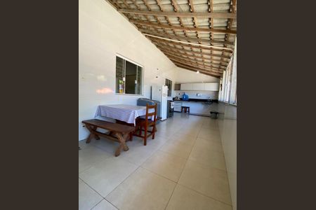 Casa de condomínio para alugar com 300m², 5 quartos e 3 vagasCozinha