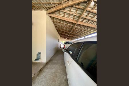 Casa de condomínio para alugar com 300m², 5 quartos e 3 vagasGaragem