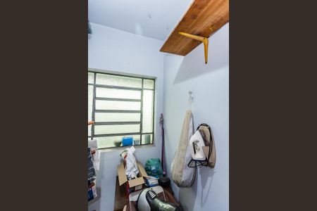 Casa à venda com 130m², 3 quartos e 2 vagasQuarto de Serviço