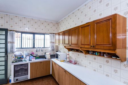 Casa à venda com 130m², 3 quartos e 2 vagasCozinha