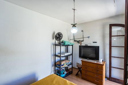 Casa à venda com 130m², 3 quartos e 2 vagasSuíte