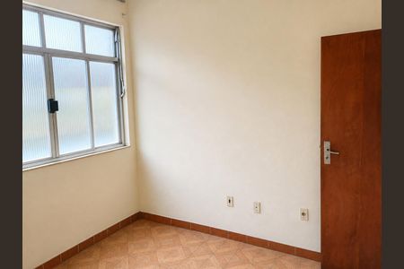 Sala de apartamento para alugar com 2 quartos, 60m² em Austin, Nova Iguaçu