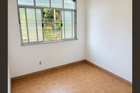 Sala de apartamento para alugar com 2 quartos, 60m² em Austin, Nova Iguaçu