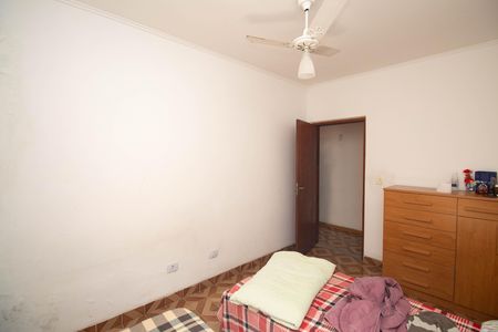 Casa à venda com 210m², 3 quartos e 4 vagas Casa à venda com 210m², 3 quartos e 4 vagasQuarto 2