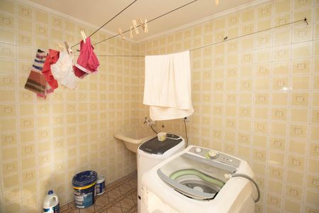 Casa à venda com 210m², 3 quartos e 4 vagas Casa à venda com 210m², 3 quartos e 4 vagasÁrea de Serviço