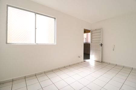 Sala de apartamento para alugar com 2 quartos, 44m² em Mansour, Uberlândia