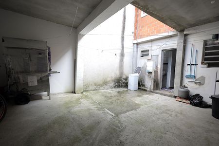 Casa à venda com 120m², 3 quartos e 2 vagas Casa à venda com 120m², 3 quartos e 2 vagasQuintal
