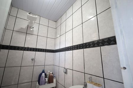 Casa à venda com 120m², 3 quartos e 2 vagas Casa à venda com 120m², 3 quartos e 2 vagasBanheiro