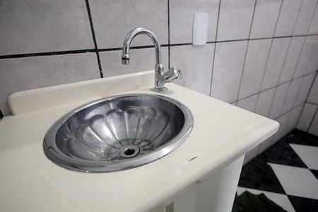 Casa à venda com 120m², 3 quartos e 2 vagas Casa à venda com 120m², 3 quartos e 2 vagasBanheiro 2