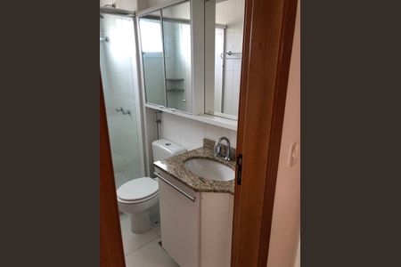 Apartamento para alugar com 73m², 2 quartos e 2 vagas Apartamento para alugar com 73m², 2 quartos e 2 vagasBanheiro