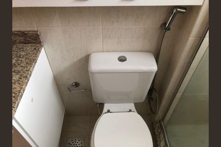Banheiro de apartamento para alugar com 2 quartos, 73m² em Cristo Redentor, Porto Alegre