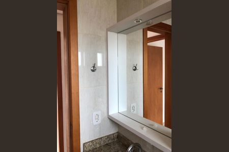 Banheiro de apartamento para alugar com 2 quartos, 73m² em Cristo Redentor, Porto Alegre