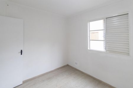 Quarto 2 de apartamento para alugar com 2 quartos, 59m² em Jardim Martins Silva, São Paulo