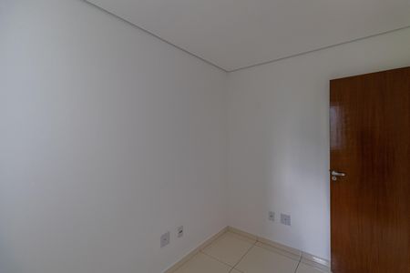 Quarto 1 de apartamento para alugar com 2 quartos, 37m² em Jardim Maringa, São Paulo