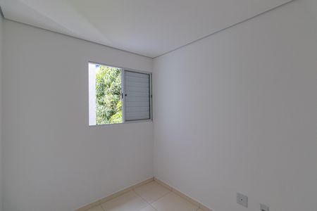 Quarto 1 de apartamento para alugar com 2 quartos, 37m² em Jardim Maringa, São Paulo