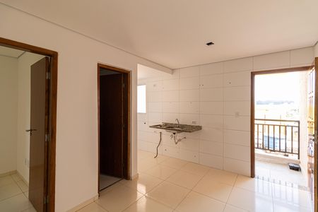 Sala/Cozinha/Área de Serviço  de apartamento para alugar com 2 quartos, 37m² em Jardim Maringa, São Paulo