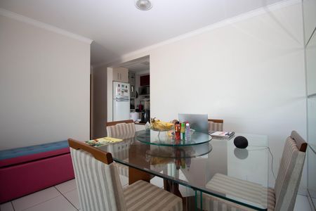 Apartamento para alugar com 71m², 3 quartos e 1 vagaSala