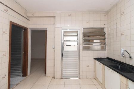Casa para alugar com 30m², 1 quarto e sem vaga Casa para alugar com 30m², 1 quarto e sem vagaSala/Cozinha