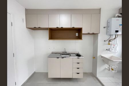 Apartamento para alugar com 37m², 1 quarto e sem vaga Apartamento para alugar com 37m², 1 quarto e sem vagaCozinha e Área de Serviço