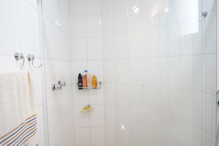 Apartamento à venda com 64m², 2 quartos e 2 vagasBanheiro da Suíte