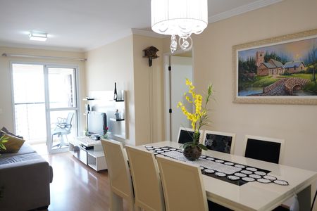 Sala de apartamento à venda com 2 quartos, 64m² em Vila Bertioga, São Paulo